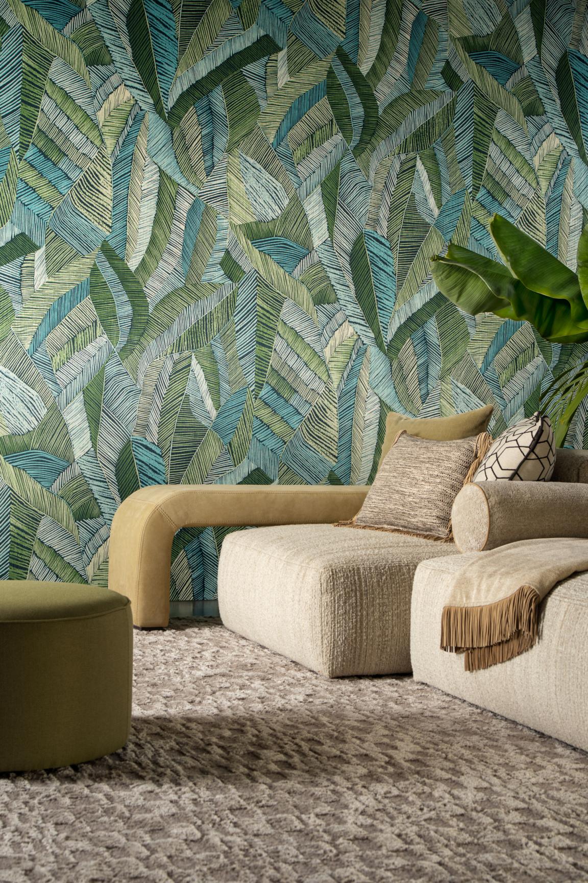 Essentials | Les Tricots_Chintz_73103_Roomshot_Web_LR